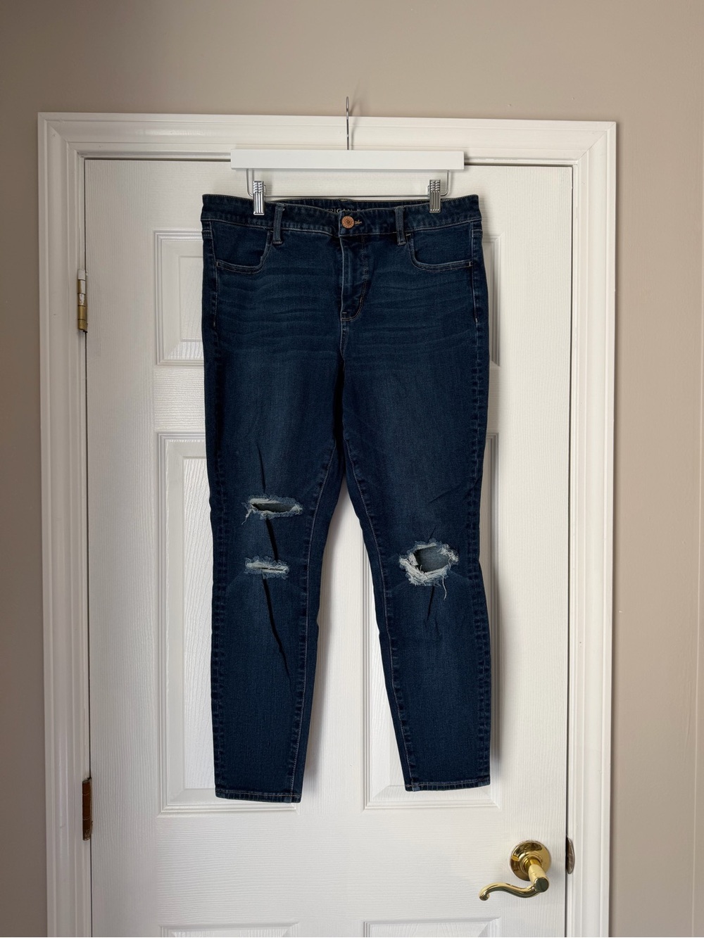 American Eagle Outfitters Dark Blue Distressed Jeggings